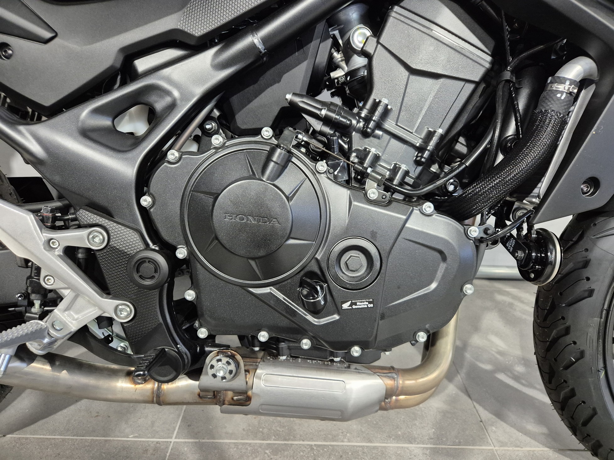 HONDA - CB 750 HORNET