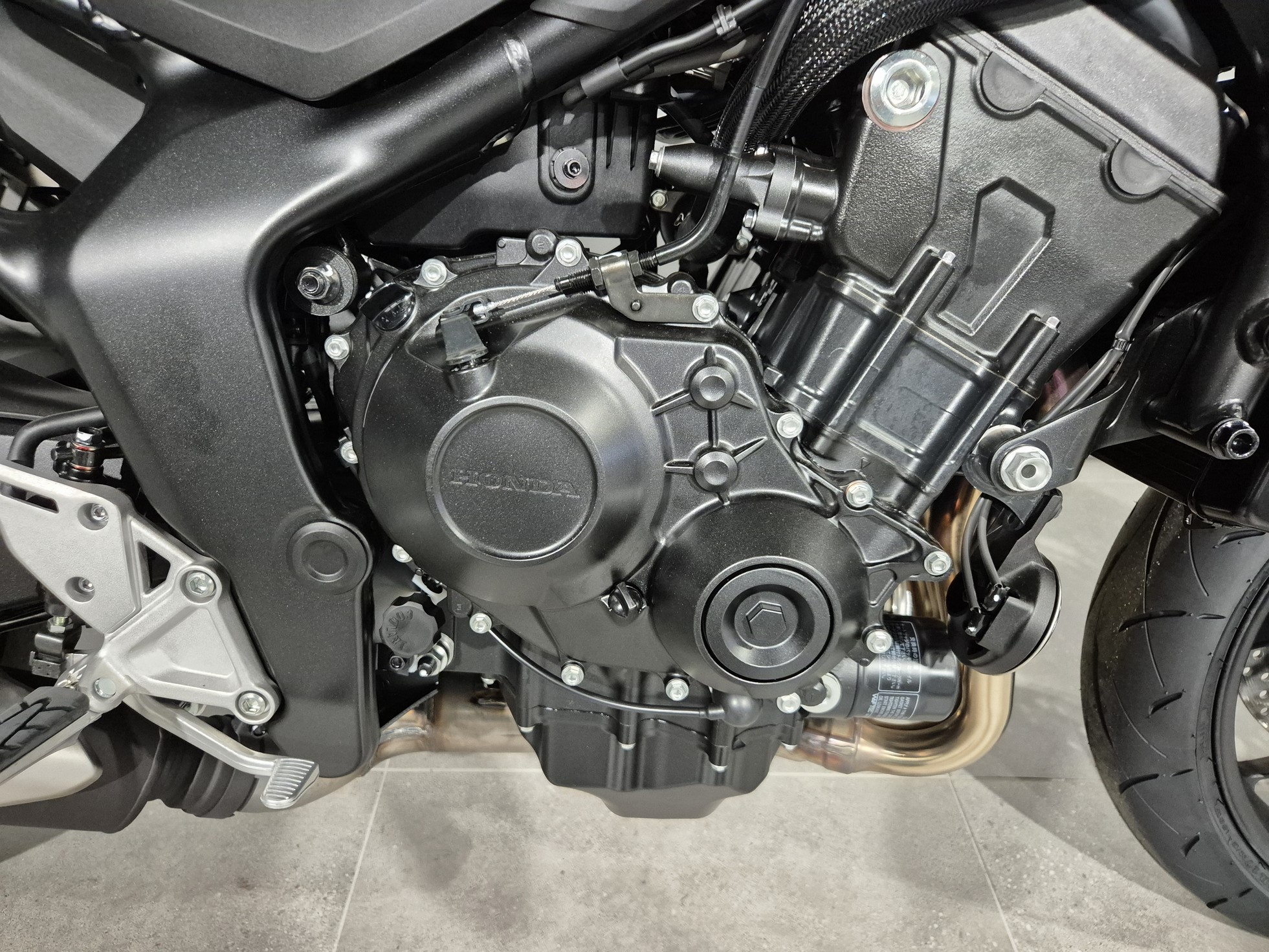 HONDA - CB 1000 HORNET