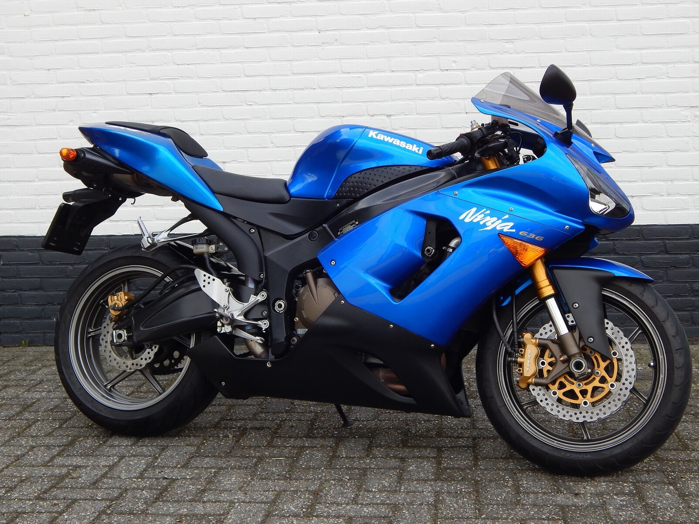 KAWASAKI - ZX-6R
