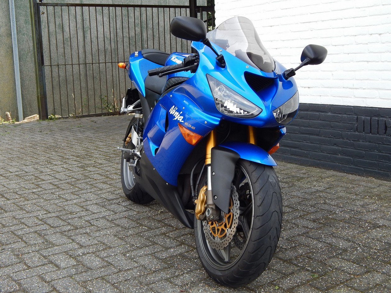 KAWASAKI - ZX-6R