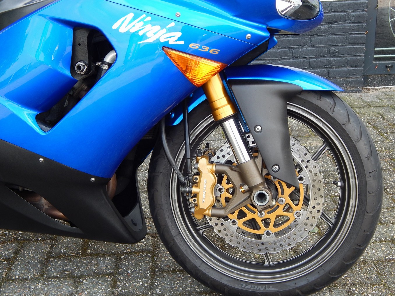 KAWASAKI - ZX-6R