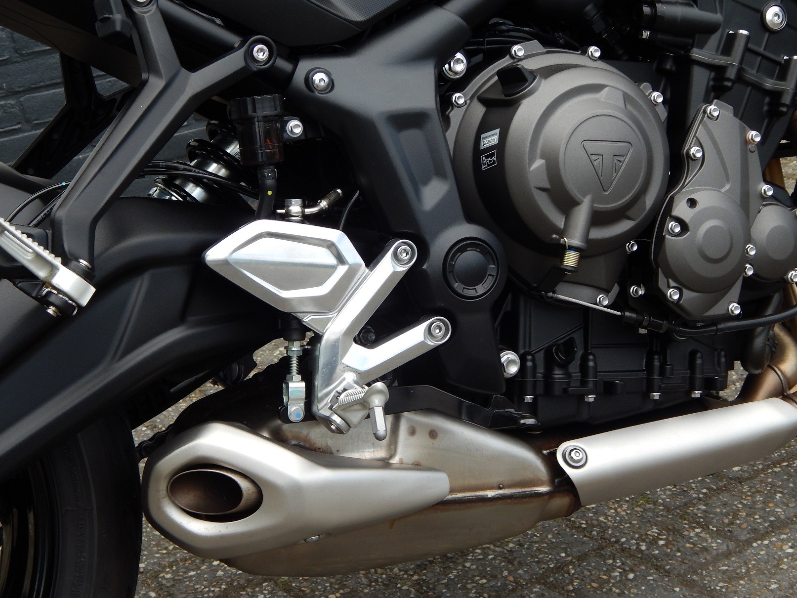 TRIUMPH - TRIDENT 660