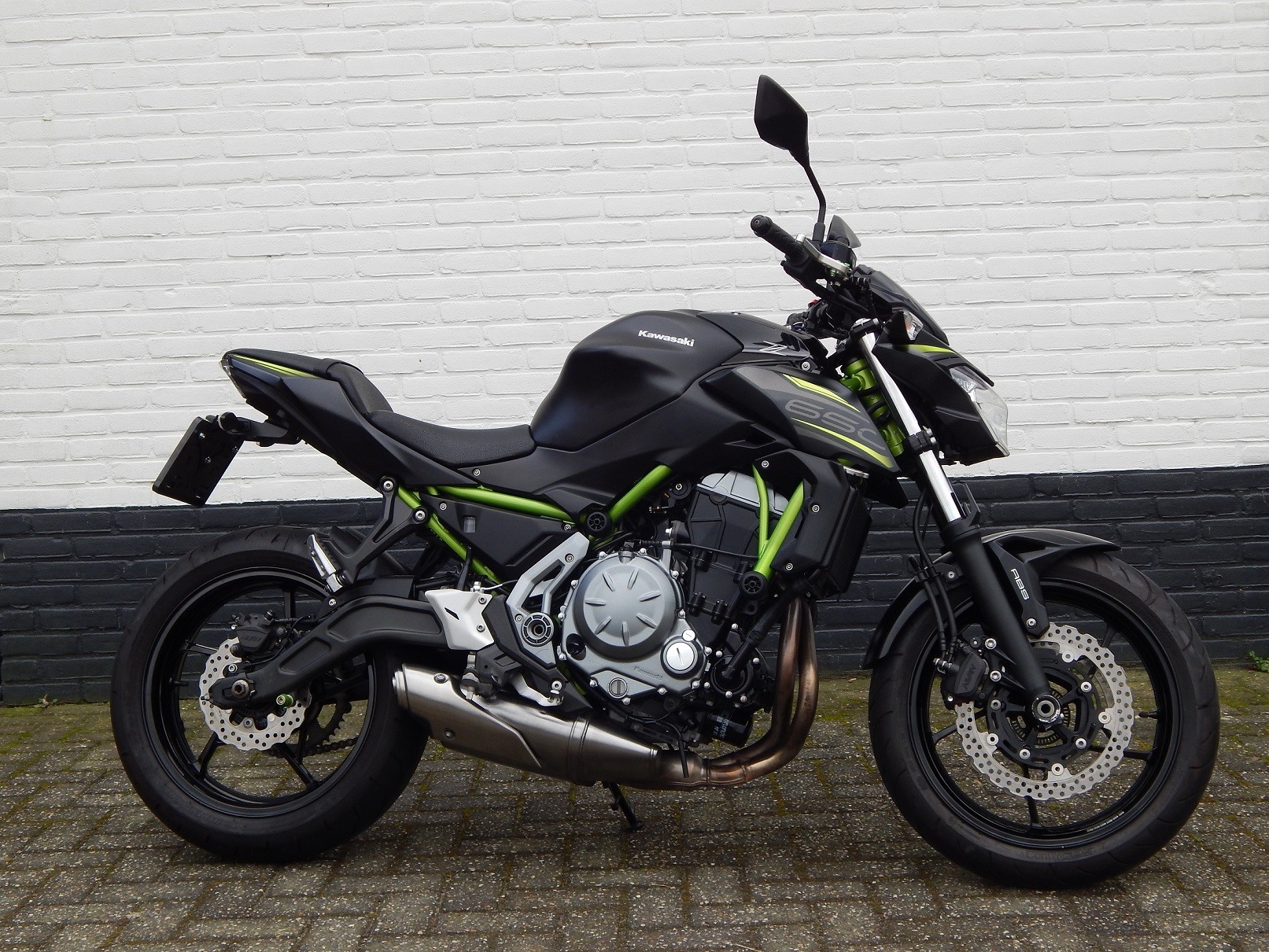 KAWASAKI - Z650