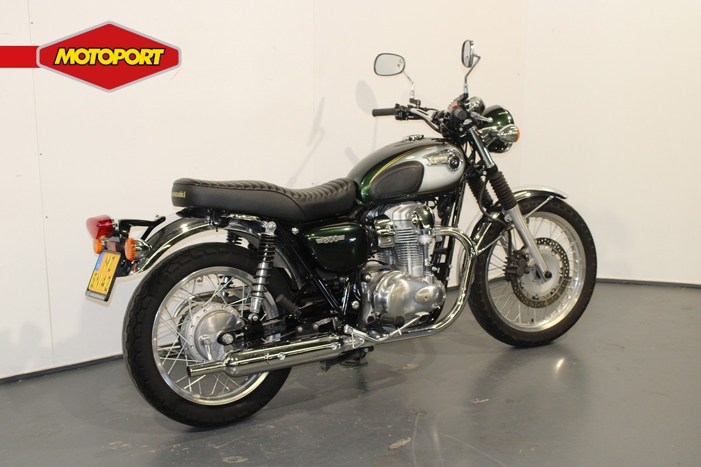 KAWASAKI - W 800