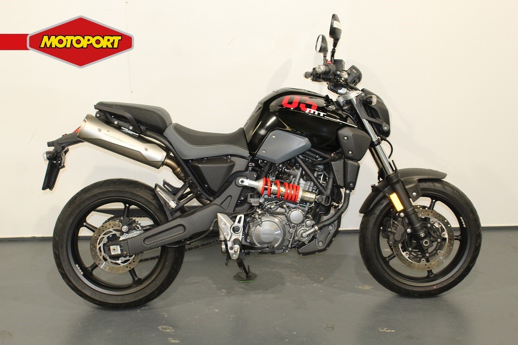 YAMAHA - MT-03