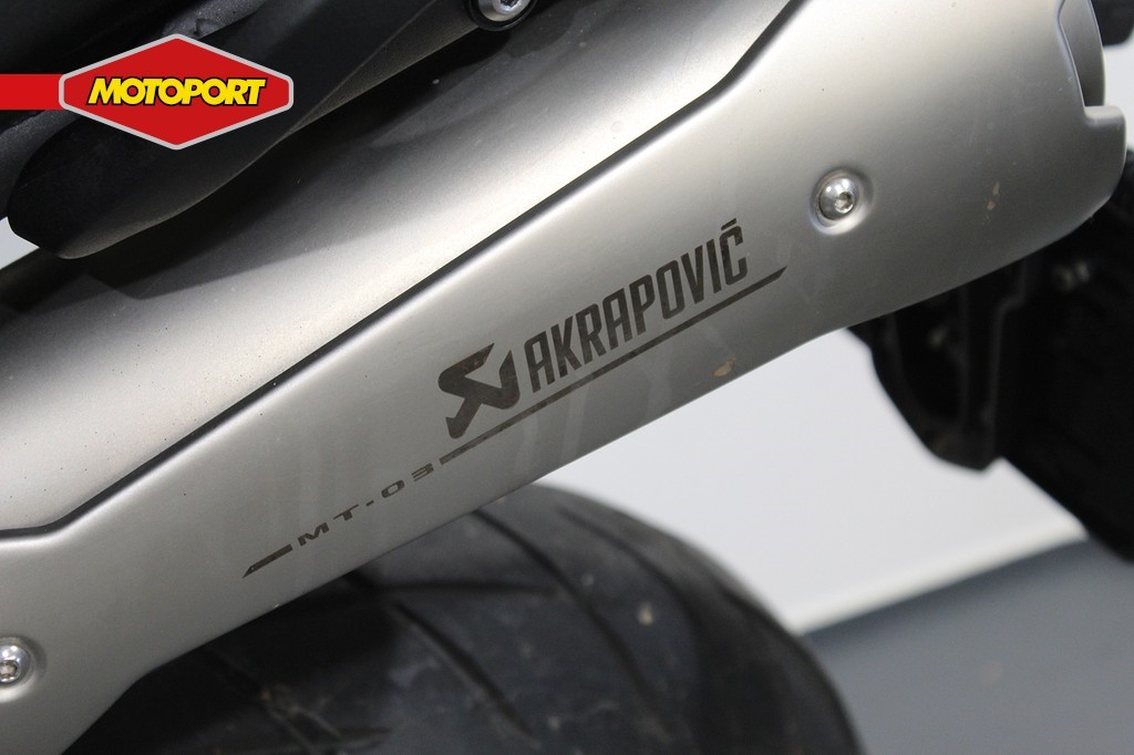 YAMAHA - MT-03