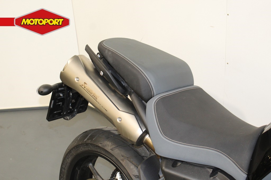 YAMAHA - MT-03