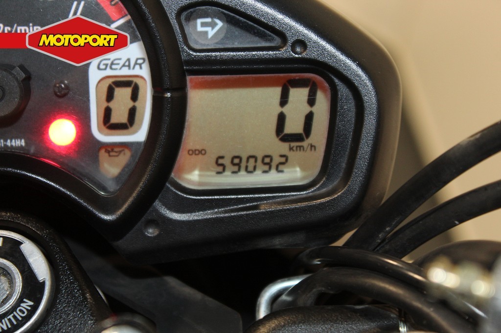 SUZUKI - SFV 650 Gladius ABS