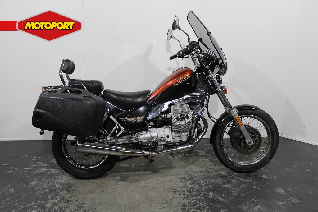 MOTO GUZZI - NEVADA 750