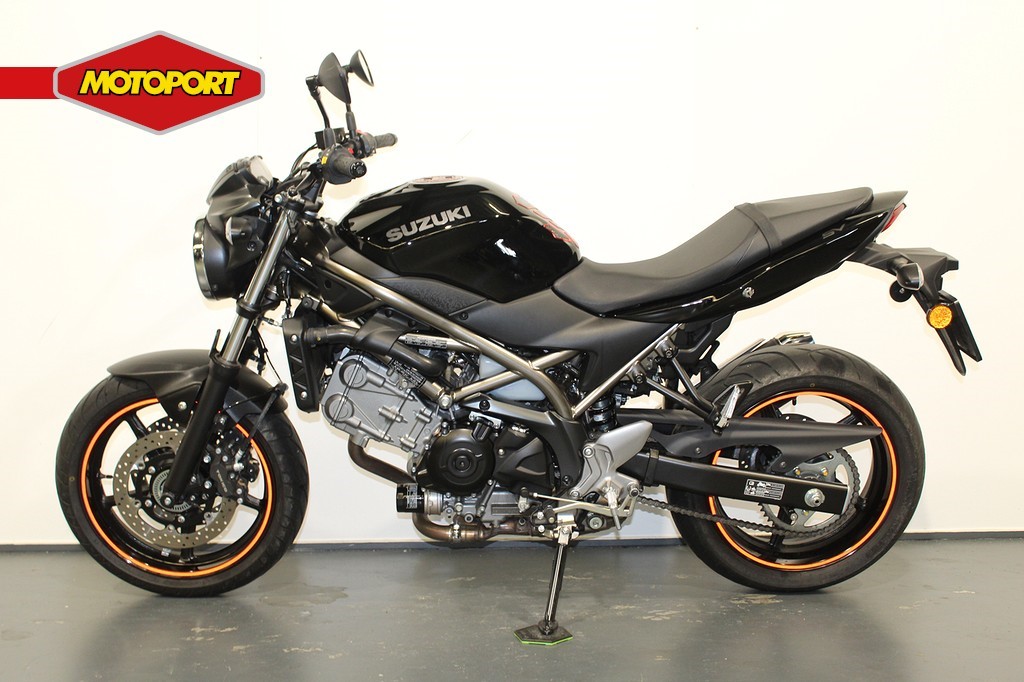 SUZUKI - SV 650
