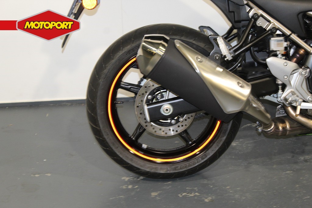 SUZUKI - SV 650