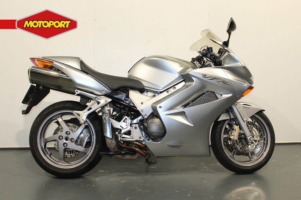 Te Koop Honda Vfr 800 Fi Abs Bikenet