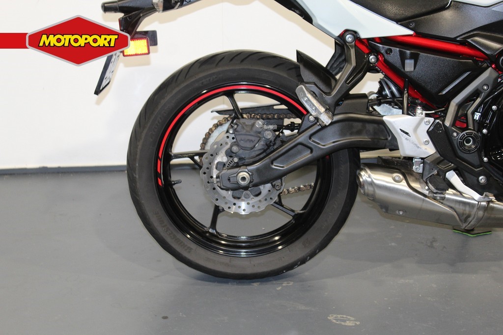 KAWASAKI - Z 650
