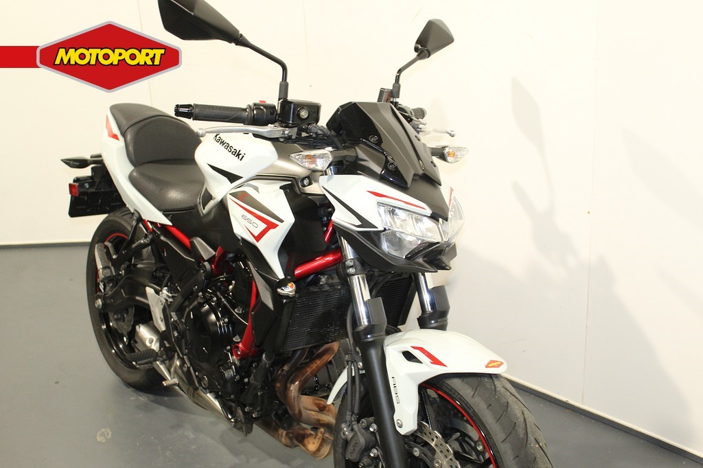 KAWASAKI - Z 650