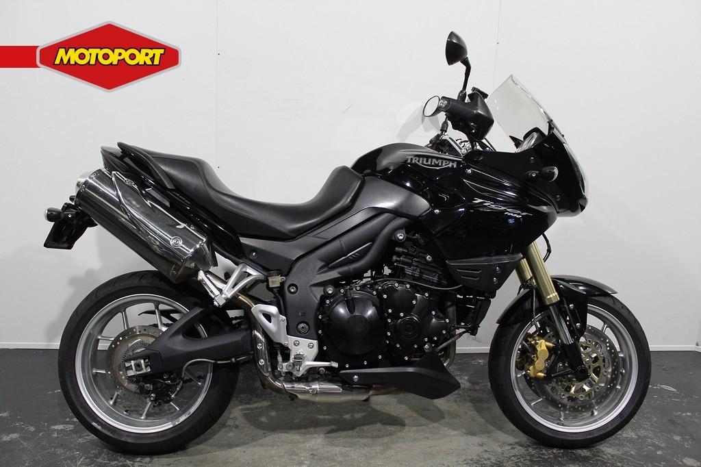 TRIUMPH - TIGER 1050 .