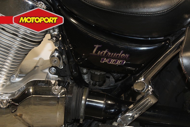 SUZUKI - VS 1400 intruder