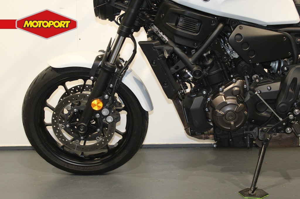 YAMAHA - XSR 700