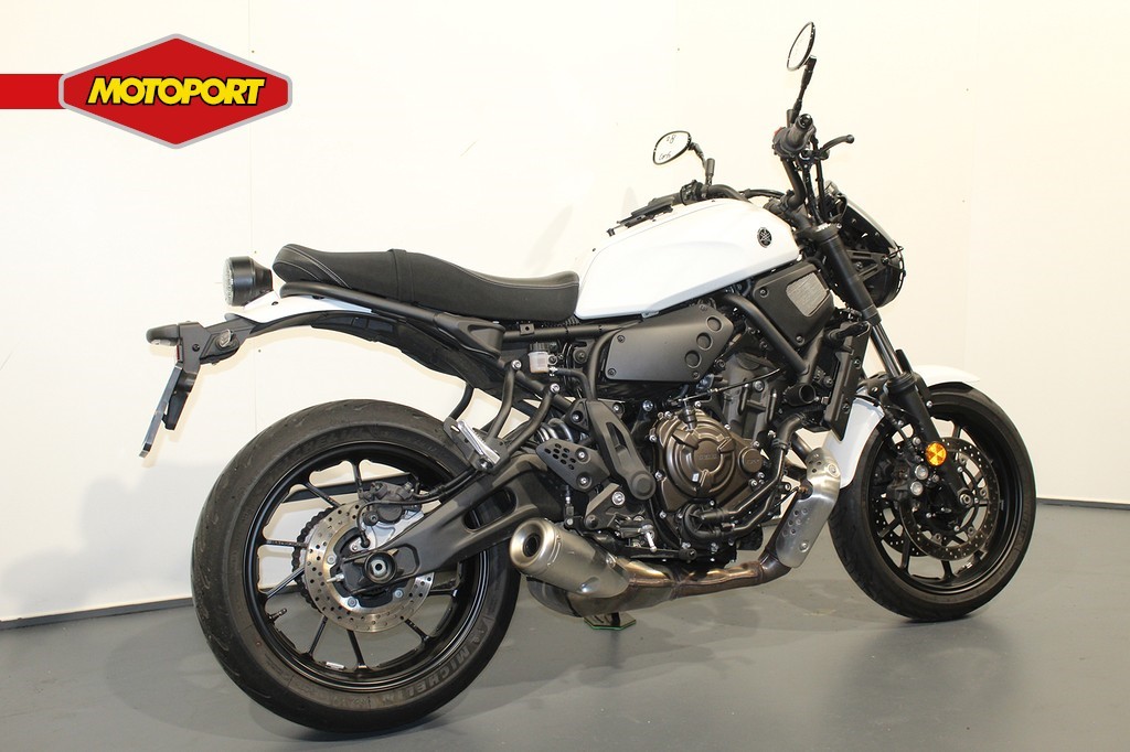 YAMAHA - XSR 700