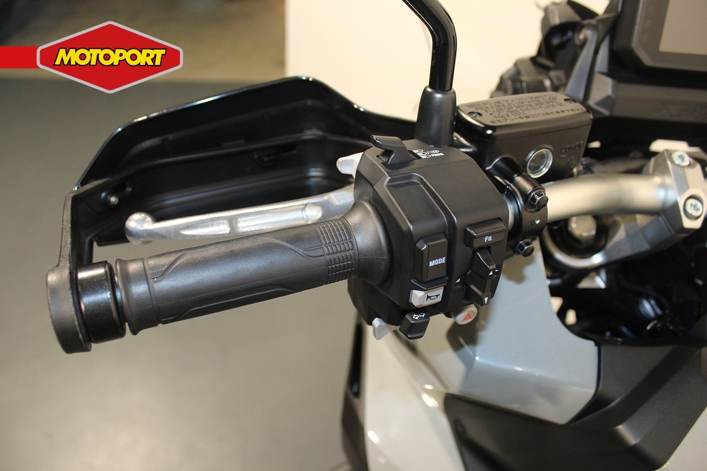 HONDA - X-ADV 750