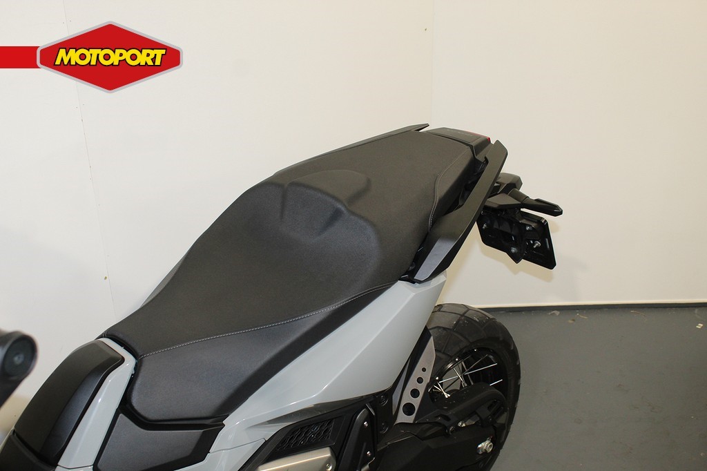 HONDA - X-ADV 750