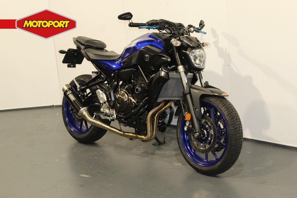 YAMAHA - MT 07