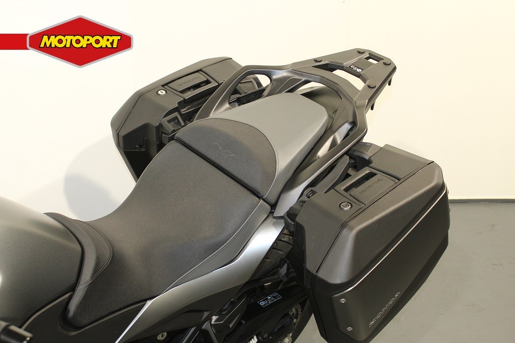 HONDA - NT 1100 DCT