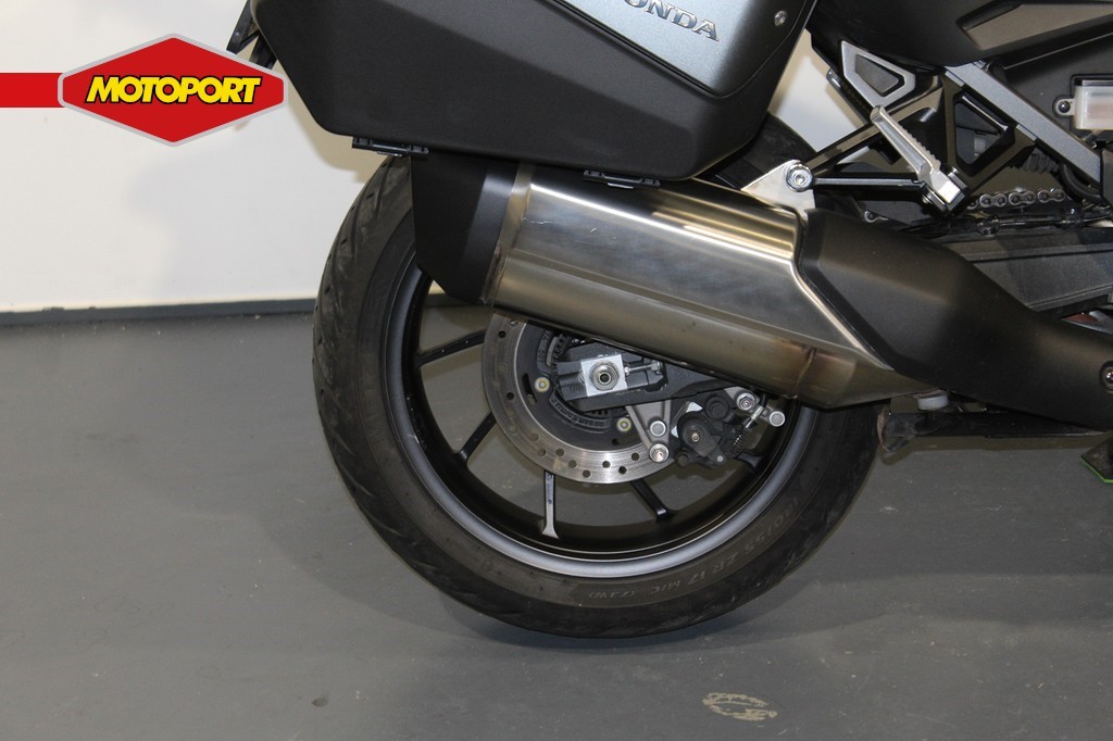 HONDA - NT 1100 DCT