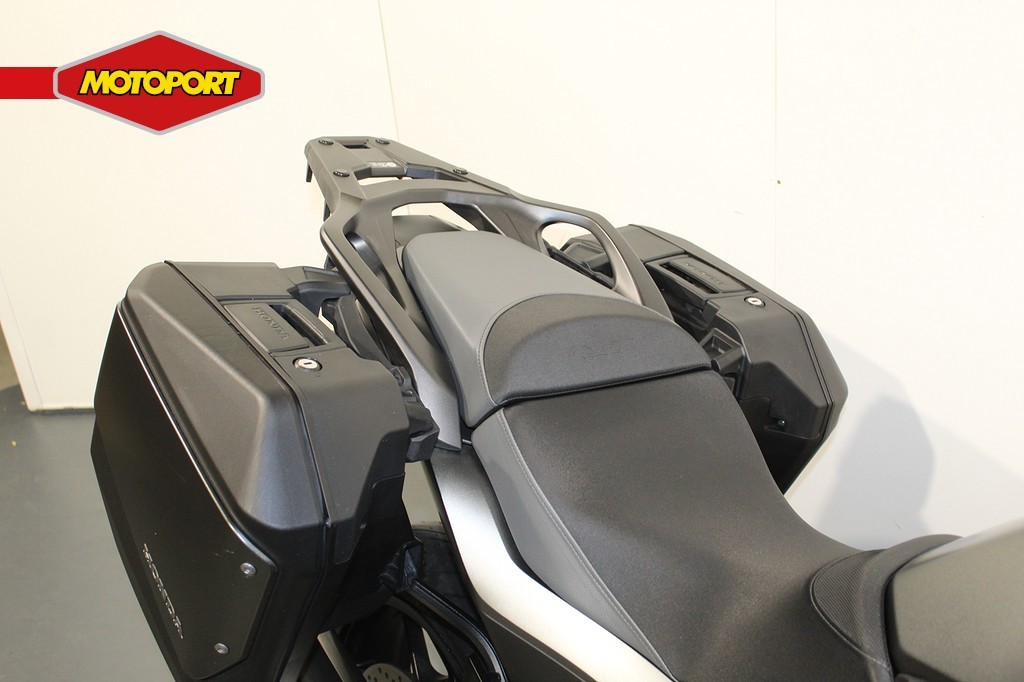 HONDA - NT 1100 DCT