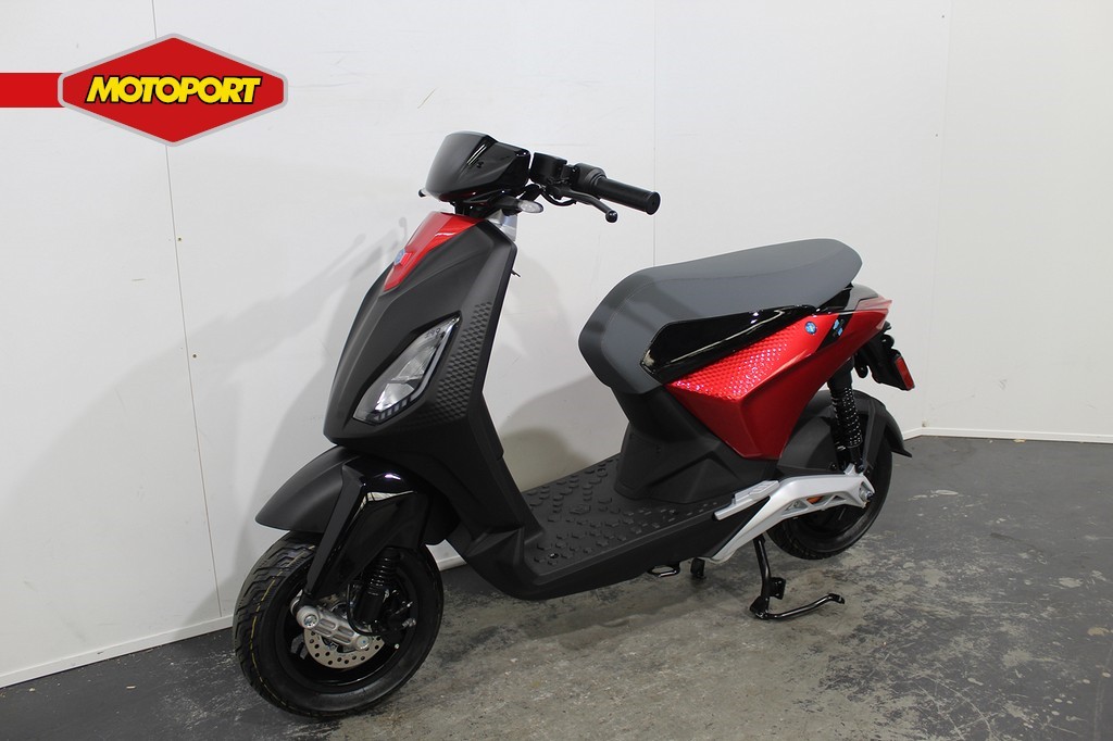 PIAGGIO - One 45 km Electric