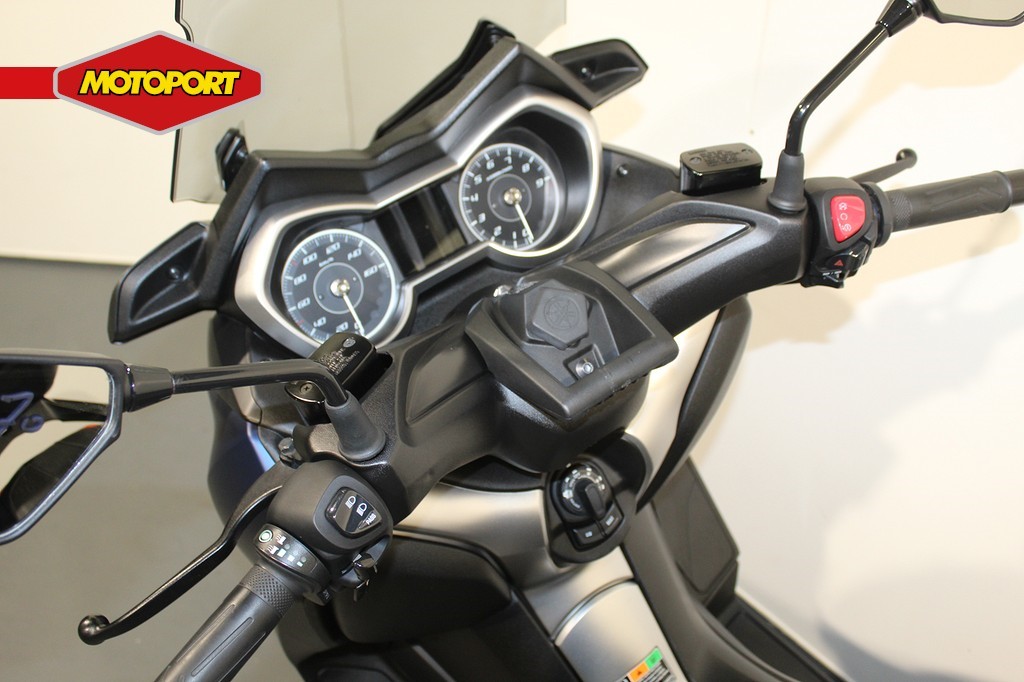 YAMAHA - X-MAX 300