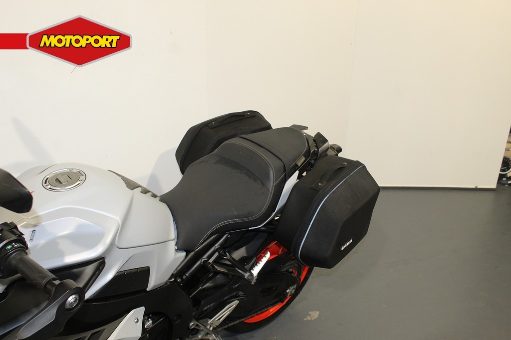 YAMAHA - MT 10 Tourer Edition