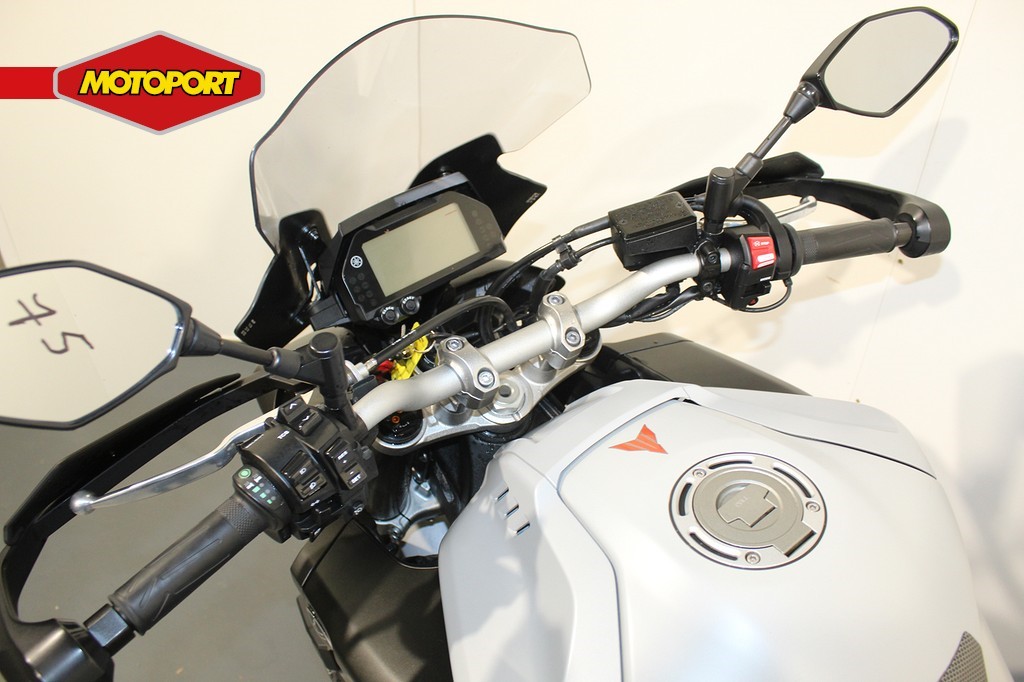 YAMAHA - MT 10 Tourer Edition