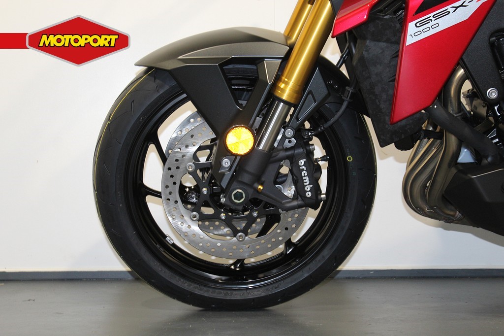 SUZUKI - GSX S 1000