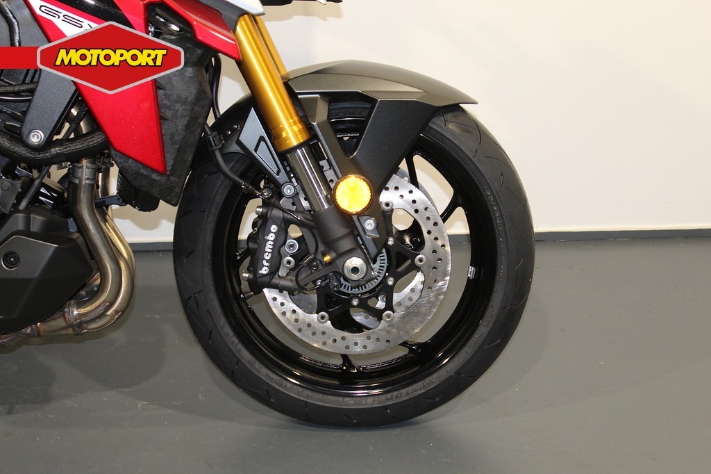 SUZUKI - GSX S 1000