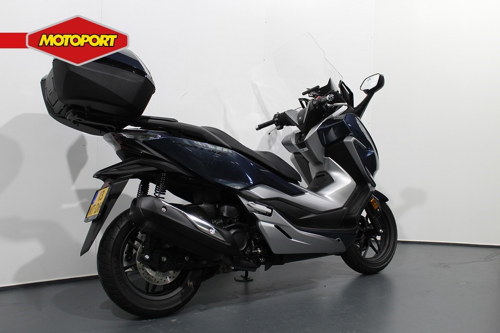 Te Koop: HONDA NSS 300 Forza - BikeNet