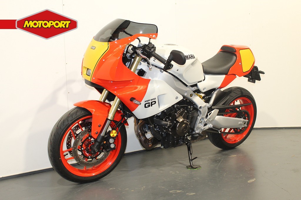 YAMAHA - XSR 900 GP