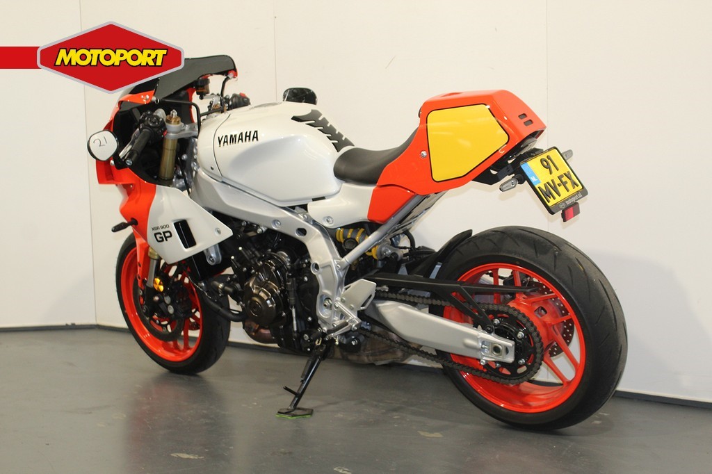 YAMAHA - XSR 900 GP
