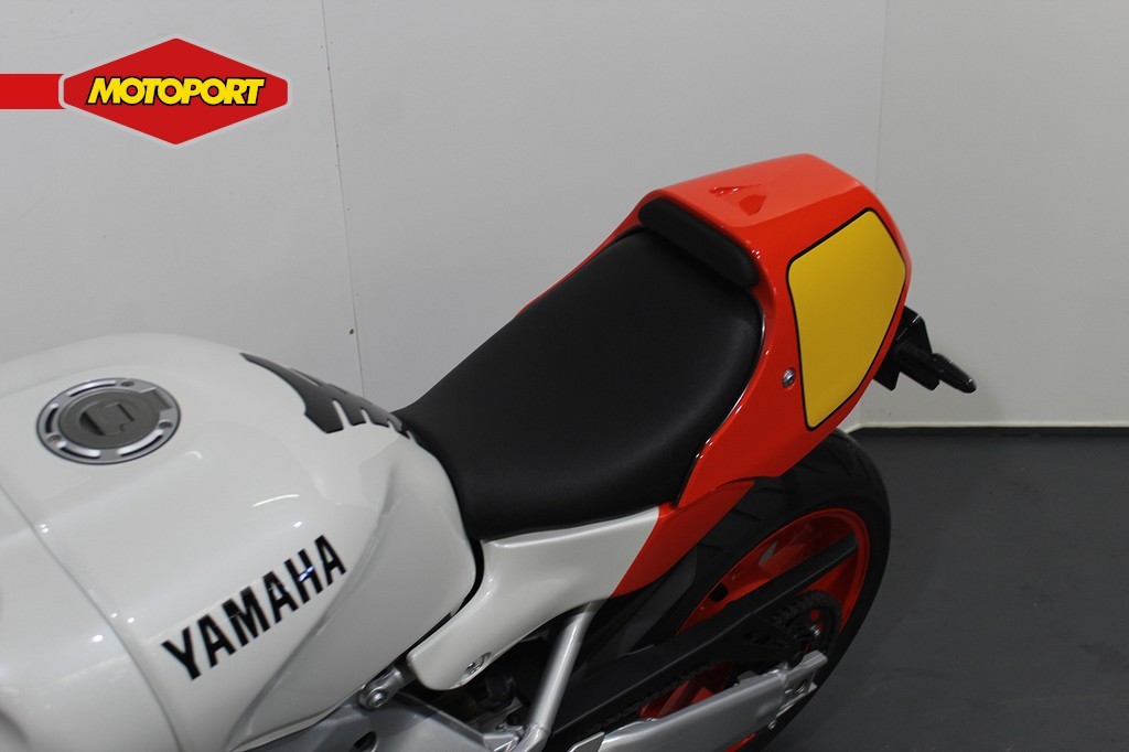 YAMAHA - XSR 900 GP
