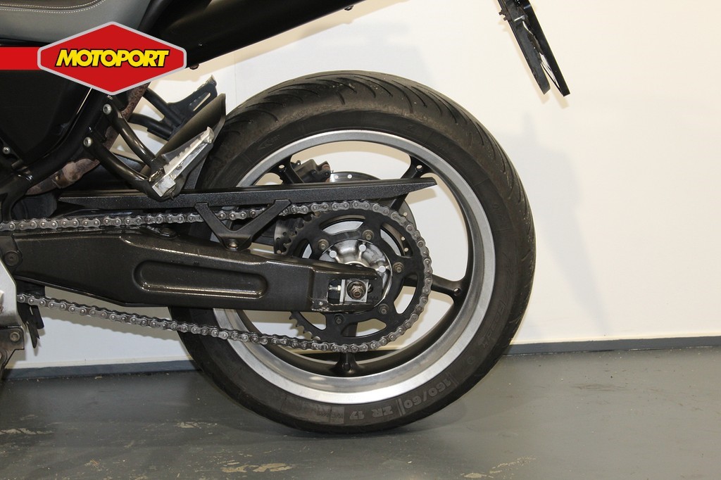 YAMAHA - MT 03