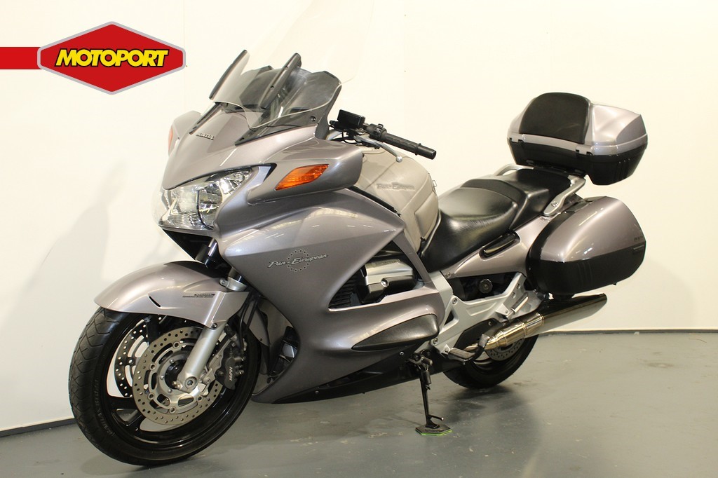 HONDA - ST 1300 Pan European