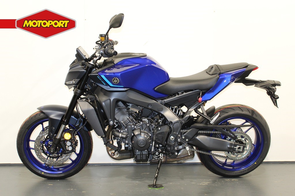 YAMAHA - MT 09