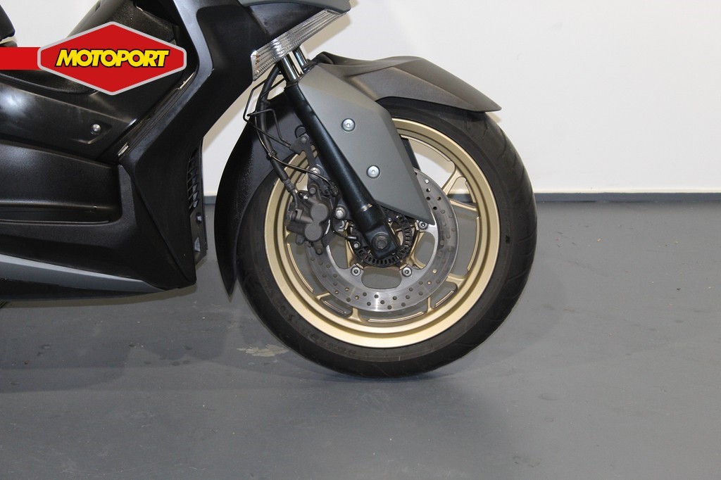 YAMAHA - XMAX 300 Tech MAX