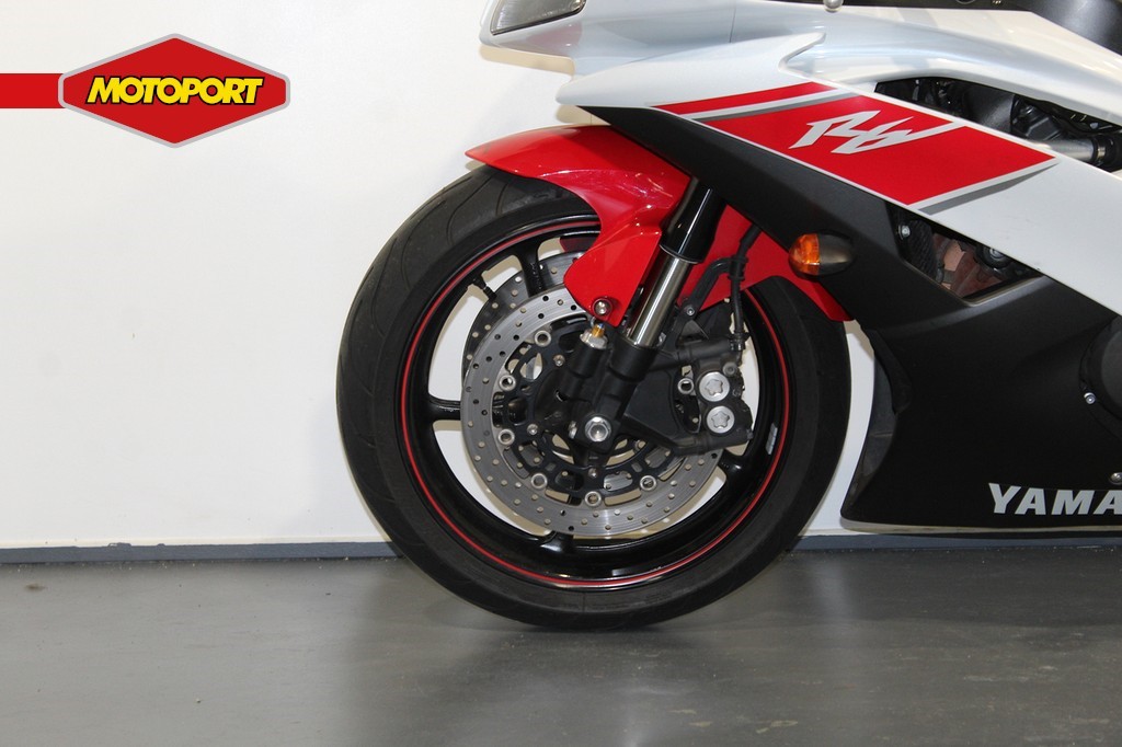 YAMAHA - YZF-R6