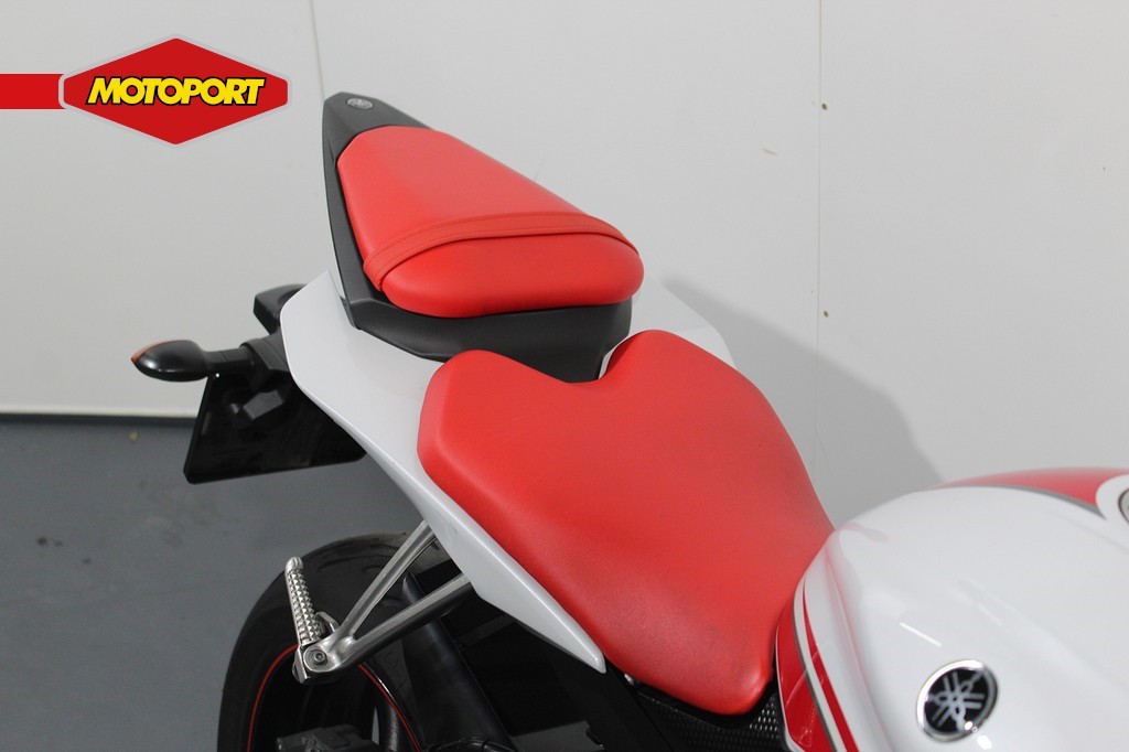YAMAHA - YZF-R6