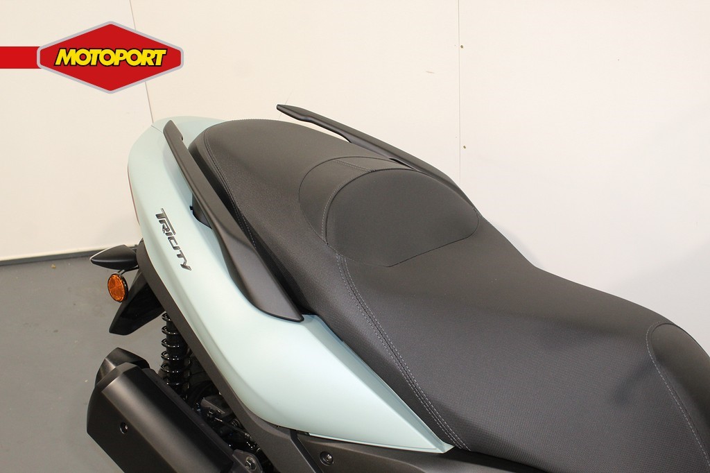 YAMAHA - Tricity 300