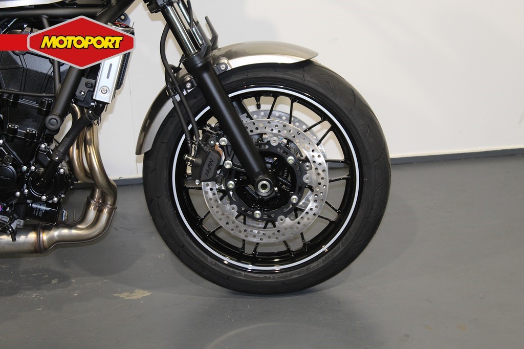 KAWASAKI - Z 650 RS