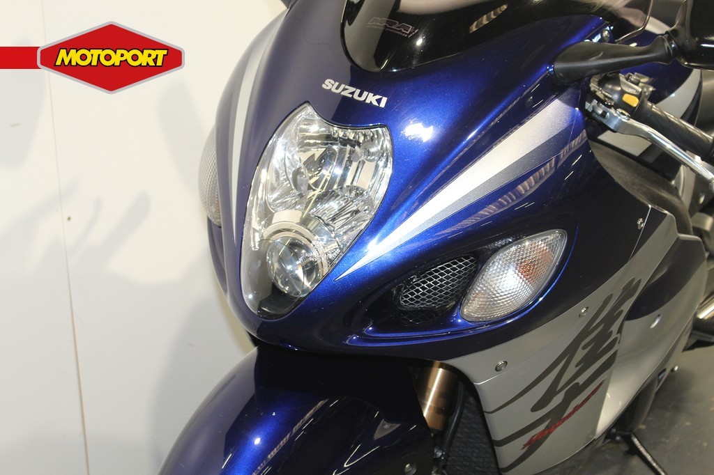 SUZUKI - GSX 1300 R Hayabusa