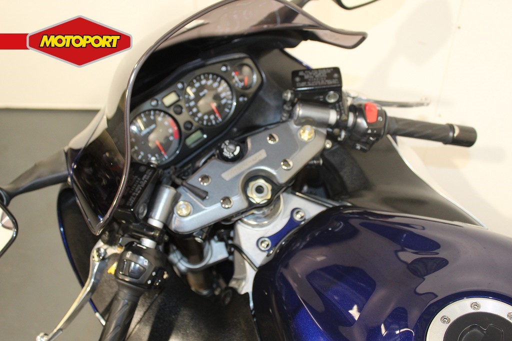 SUZUKI - GSX 1300 R Hayabusa