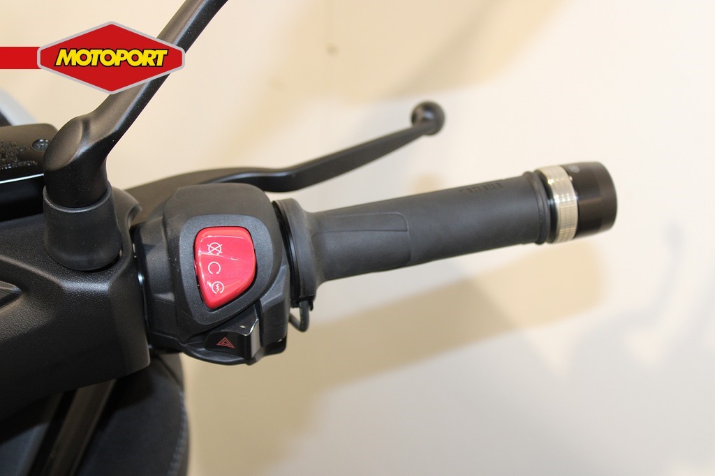 YAMAHA - X Max 300 Tech max +