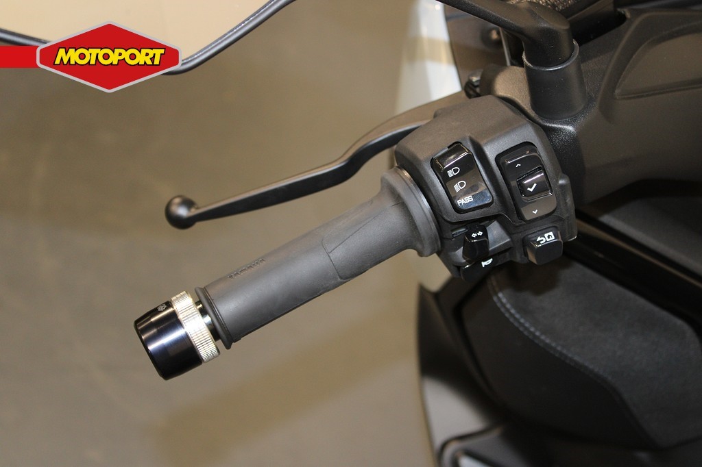 YAMAHA - X Max 300 Tech max +